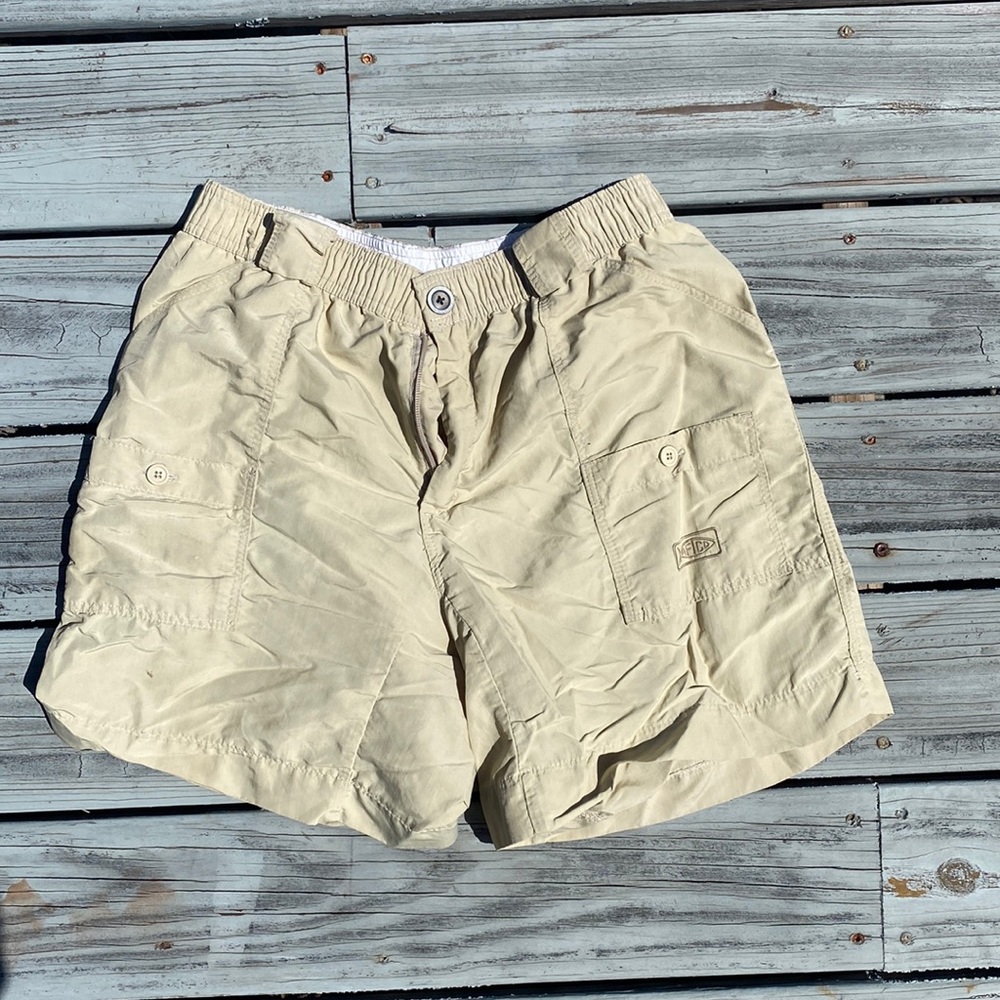 Mens AFTCO shorts size 34